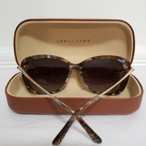 < Longchamp > Sunglasses - Picture 2 of 6